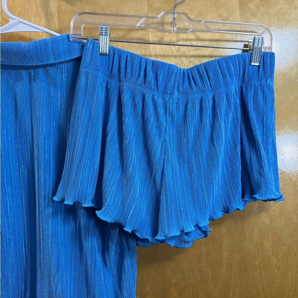 Colsie Ribbed Blue Two Piece Set - Picture 7 of 7